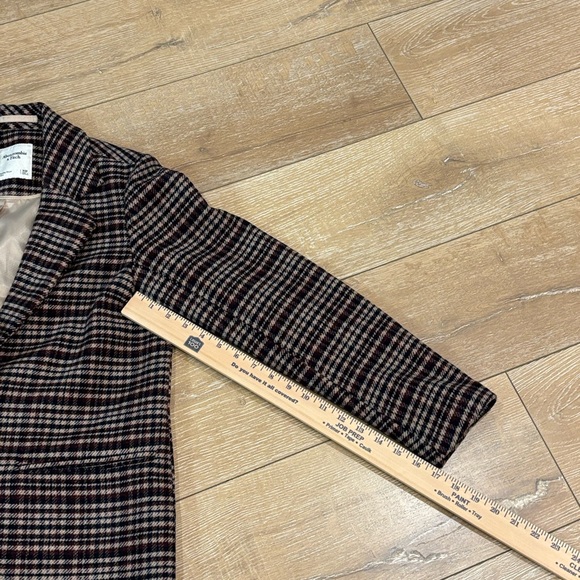 Abercrombie & Fitch Plaid Wool-Blend Dad oversized Blazer - XSP - Picture 6 of 8